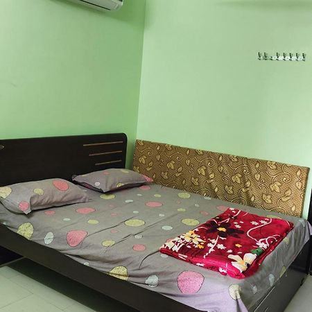 Guru Datta Residency Pithapuram ภายนอก รูปภาพ